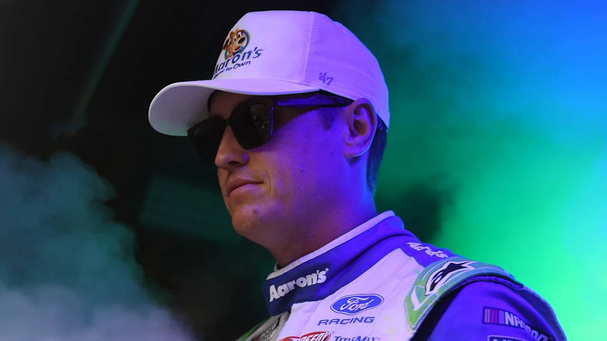 nascar penalizes zane smith after carson hocevar phoenix incident NASCAR Reveals Why They Penalized Zane Smith After Clash