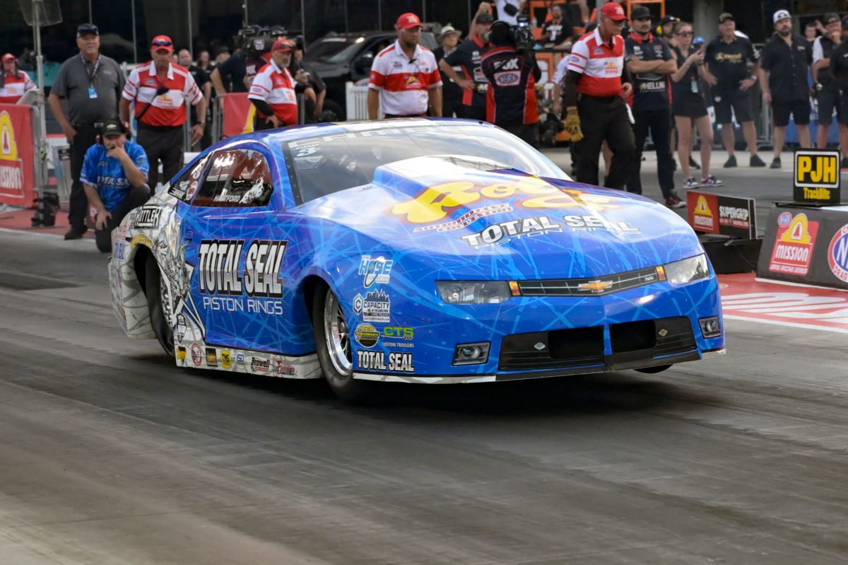 antron brown and matt hagan among winners at super grip nhra Brown, Hagan, Hartford, and Herrera Dominate Super Grip NHRA Thunder Valley Wins