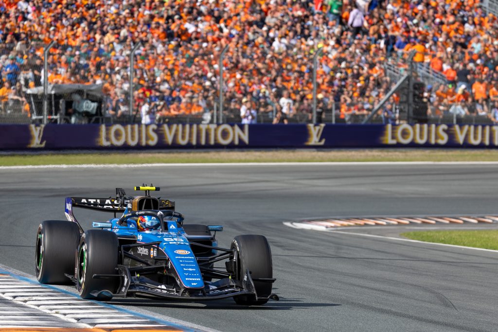 sainz already puts aston martin in another league against poor Sainz Doubts Big Turnaround After Tough US Race With Williams