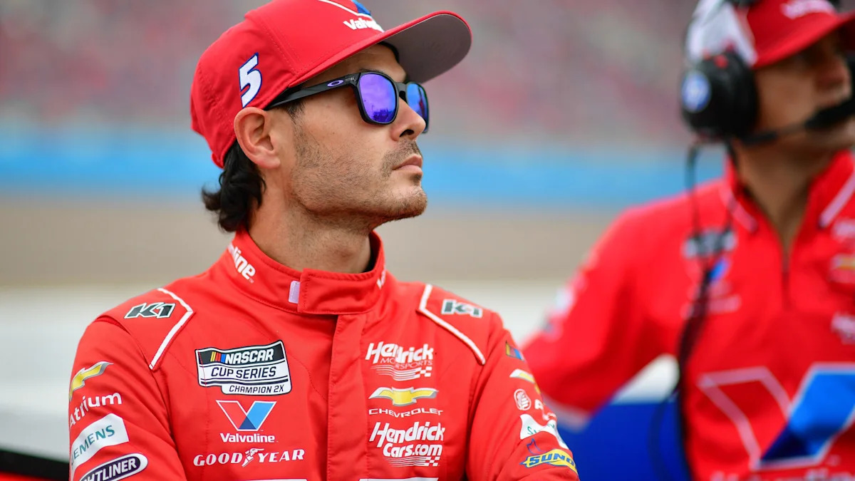 kyle larsons championship lead is in total peril yahoo sports Larson’s Title Lead Fades as Rivals Gain Ground Before Talladega