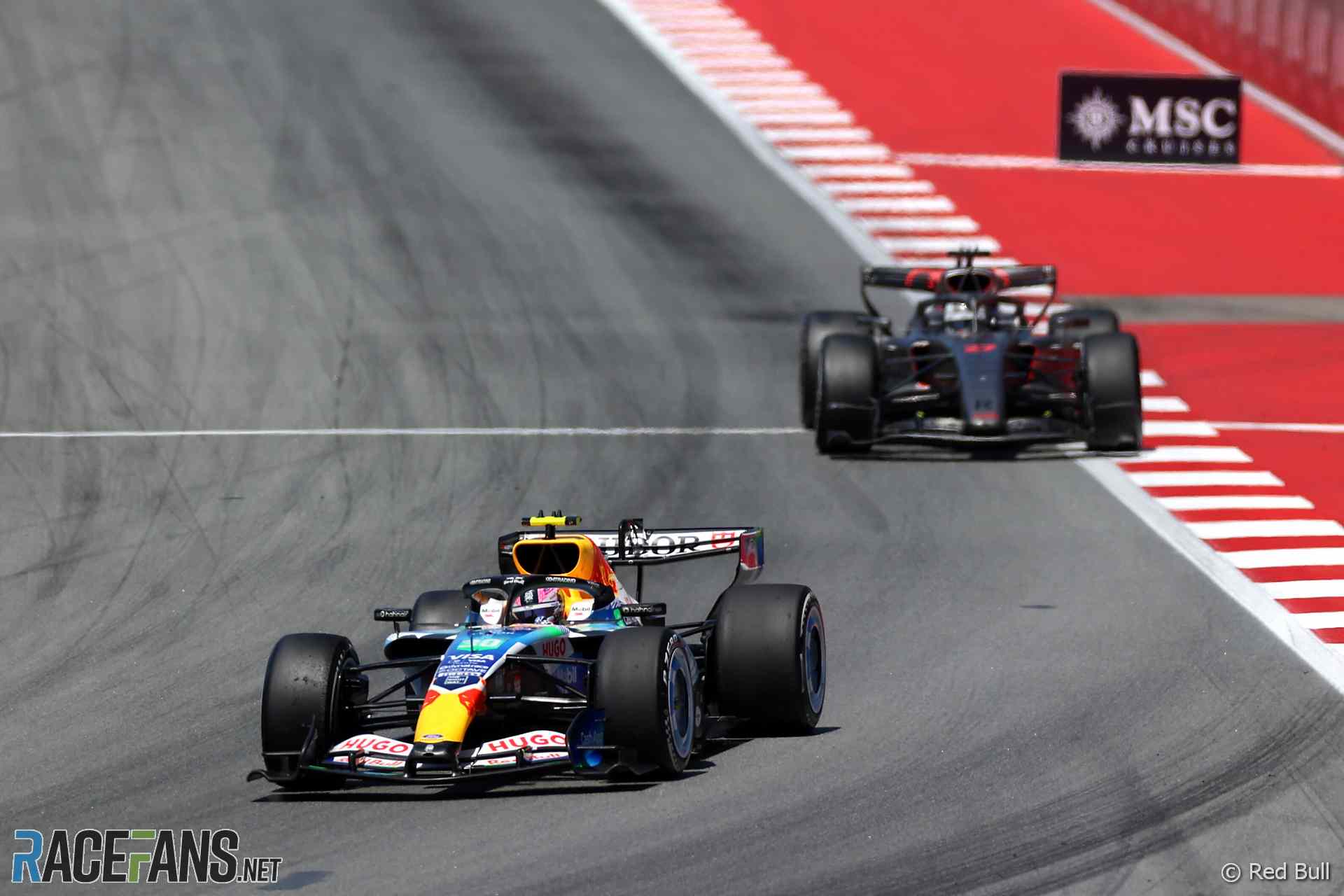liam lawson f1 defeat featured Liam Lawson Admits Going Too Far in Tight F1 Rivalry Loss