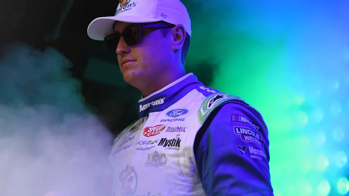 nascar reveals key reason behind driver penalty after carson NASCAR Reveals Why Zane Smith Was Penalized for Ramming Hocevar Post-Phoenix