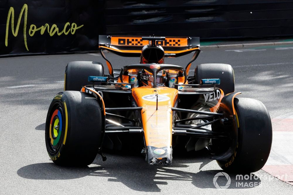 Oscar Piastri tackles Monaco’s barriers during qualifying.