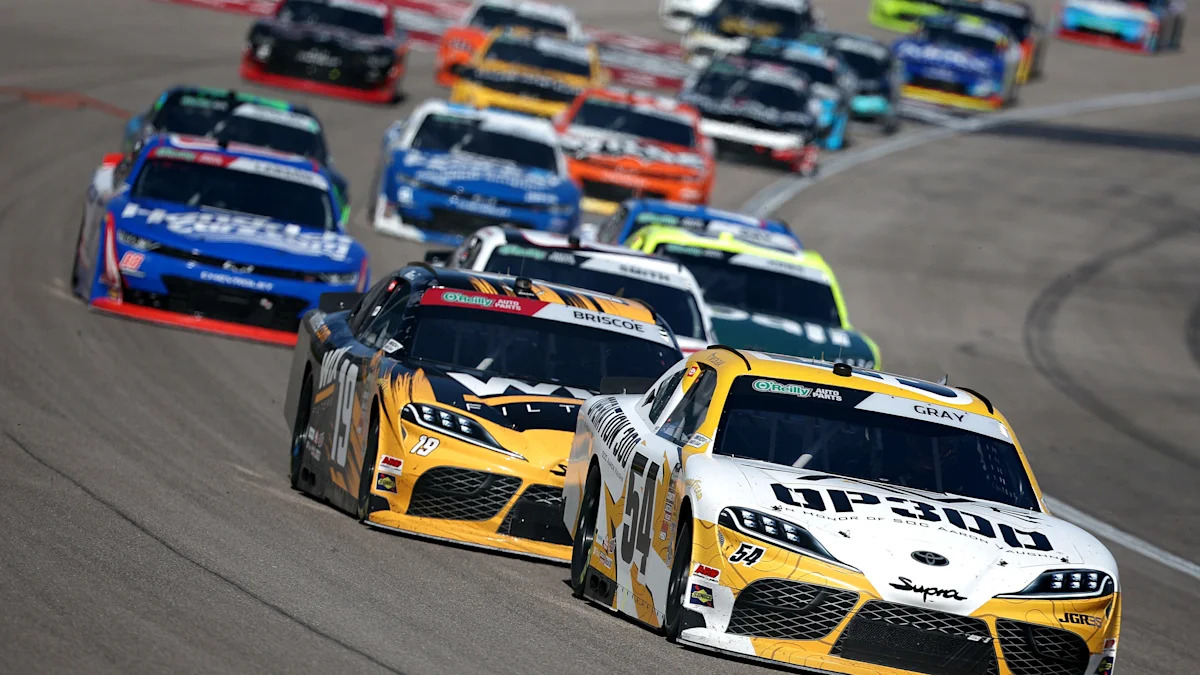 nascar entry list for oreilly race at las vegas in 2026 chase How to Watch NASCAR Las Vegas II: Full Weekend Schedule, Start Times & Entry List