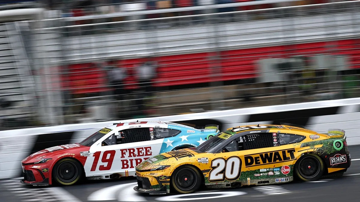 chase briscoe beats christopher bell by 0029s in nascar cup Chase Briscoe Edges Christopher Bell by 0.029s in Thrilling NASCAR Finish