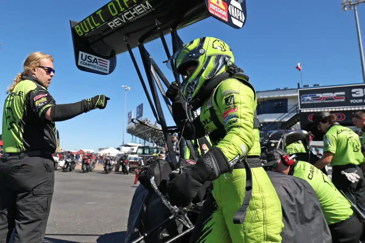 maddi gordon races to third top fuel final round at texas nhra Maddi Gordon Charges Into Third Top Fuel Final at Texas NHRA FallNationals