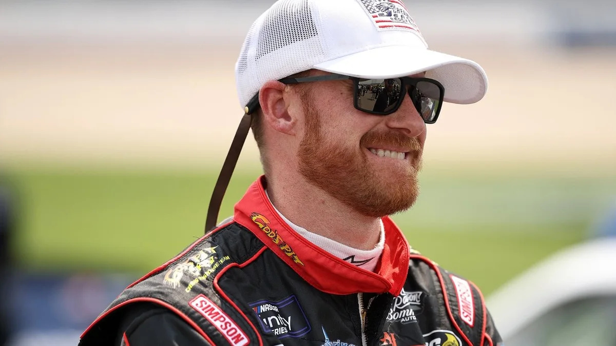 jeb burton joins rss racing will drive father ward burtons no Jeb Burton Excited to Drive Dad Ward Burton’s No. 22 for RSS Racing