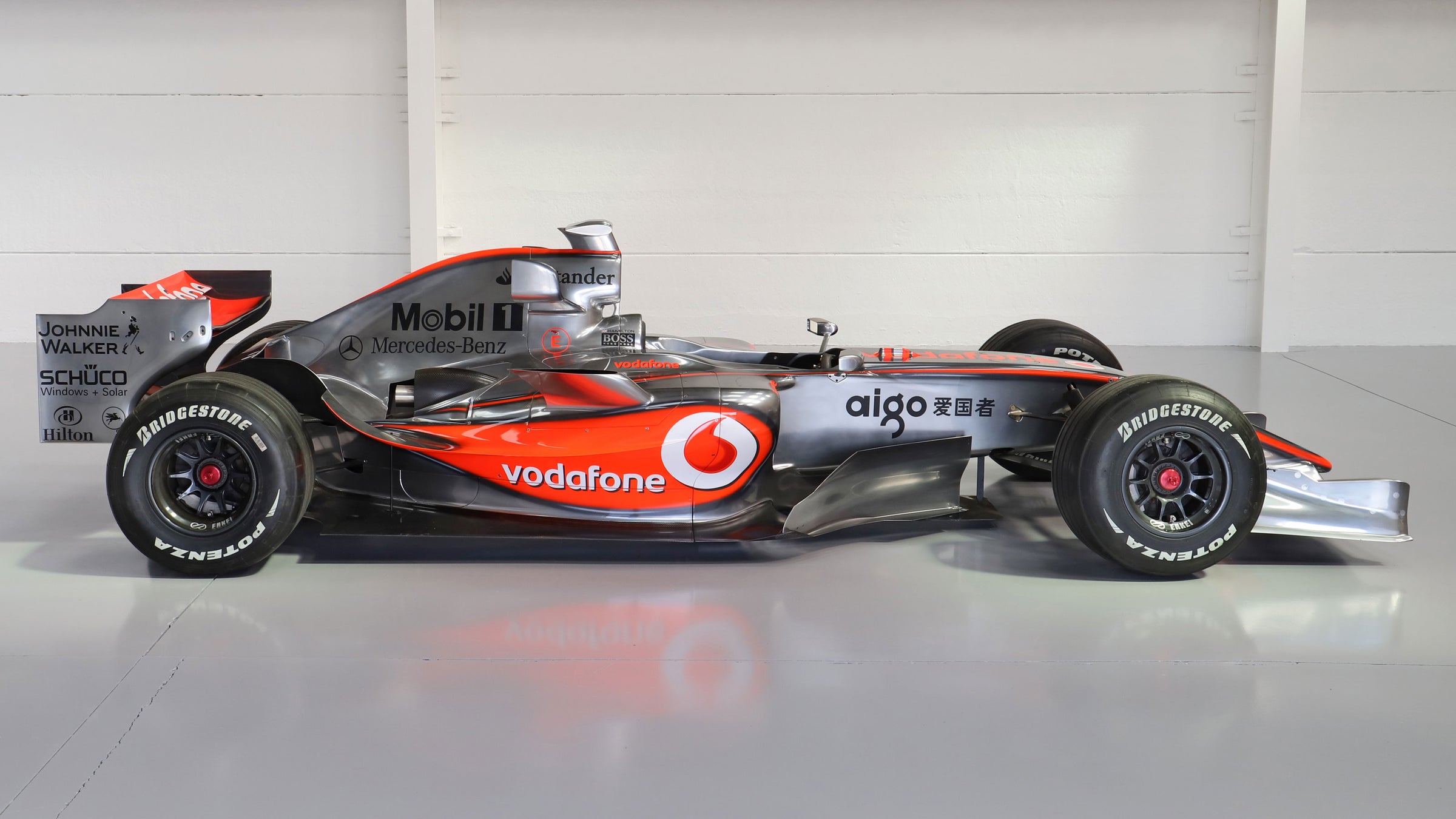 2006 mclaren mp4 21 formula 1 show car f1 authentics McLaren Unveils Five Stunning Formula 1 Cars for Sale
