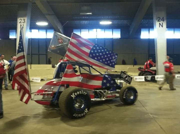 Types of Motorsports: Speed, Skill, and Adrenaline 8 Oval Track Racing