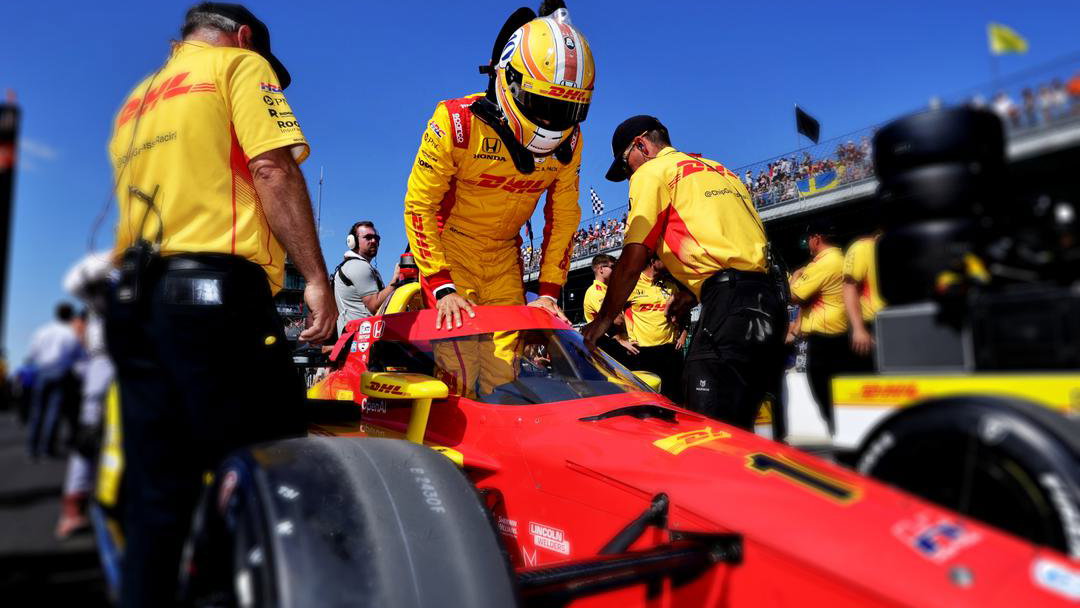 Alex Palou Builds Momentum with Fastest Lap on Indy Opening Day 3 Alex Palou prepares with his crew during Indy 500 practice
