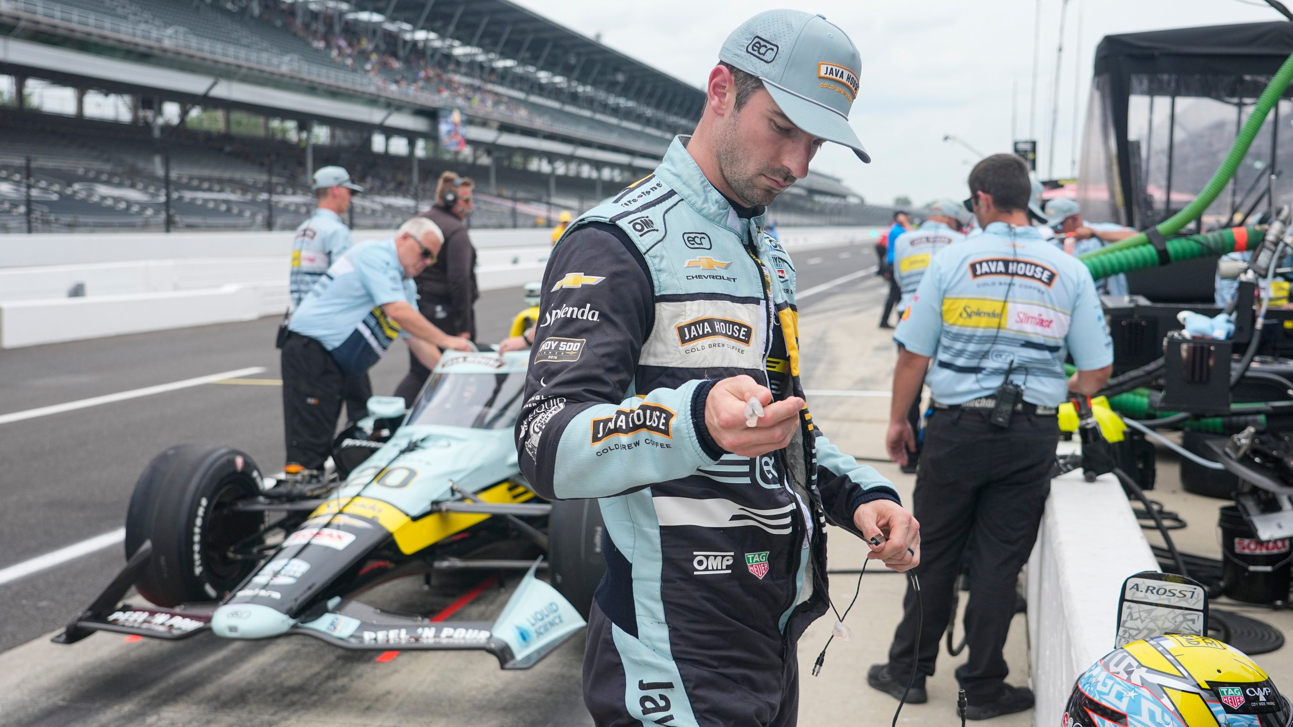Alexander Rossi Cleared to Race This Sunday – Paddock Buzz 2 Alexander Rossi returns for the Indianapolis 500 following a Monday practice crash