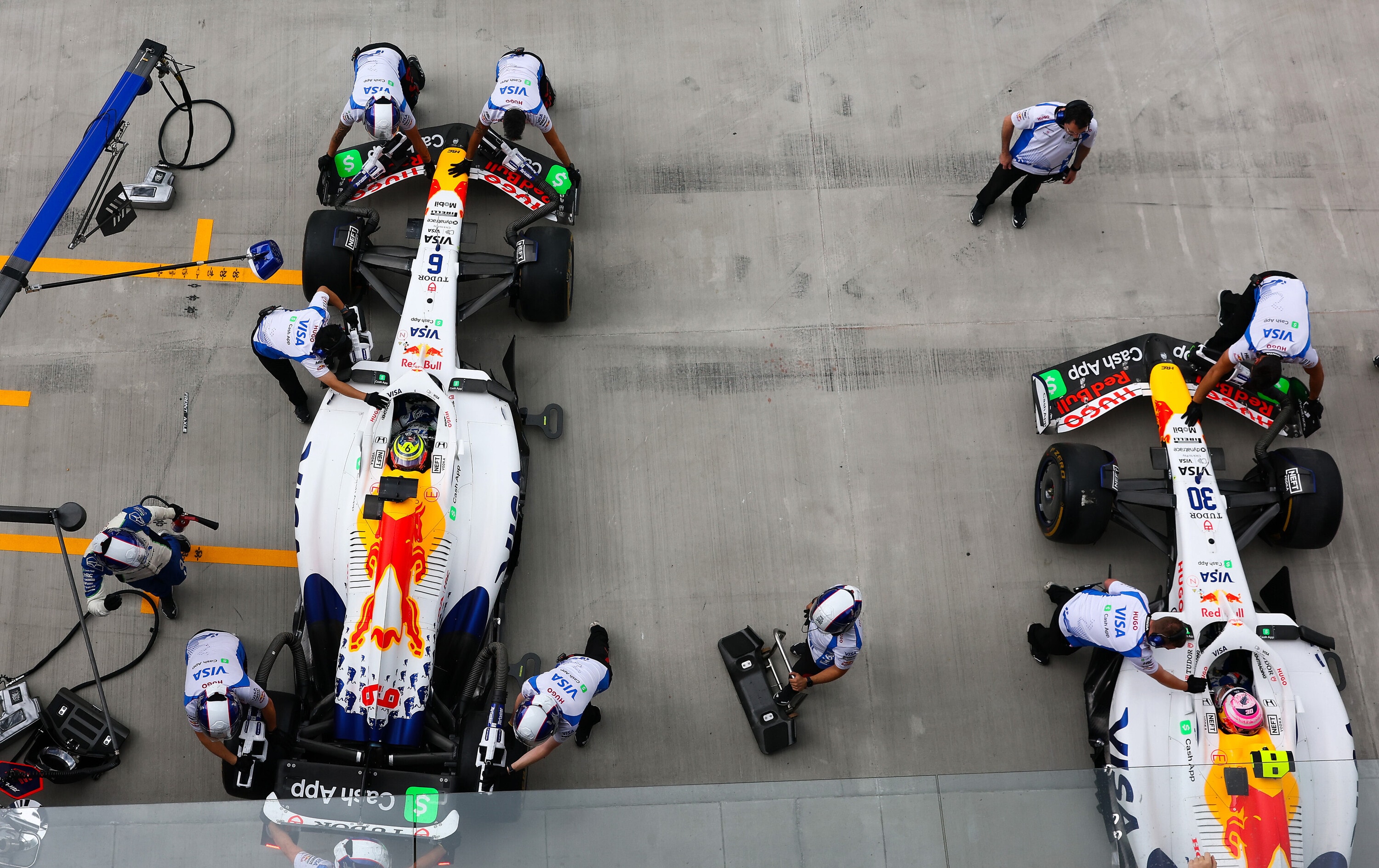 Liam Lawson Urged to Fix Key Weakness in F1 Performance 2 Liam Lawson prepares with Racing Bulls during a Formula 1 weekend
