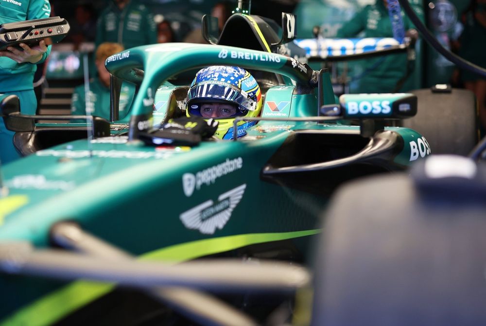 Fernando Alonso Crash Triggers Dramatic Red Flag in Canadian GP Sprint Qualifying 2 Fernando Alonso’s Aston Martin after crashing at Turn 3 during Canadian GP sprint qualifying