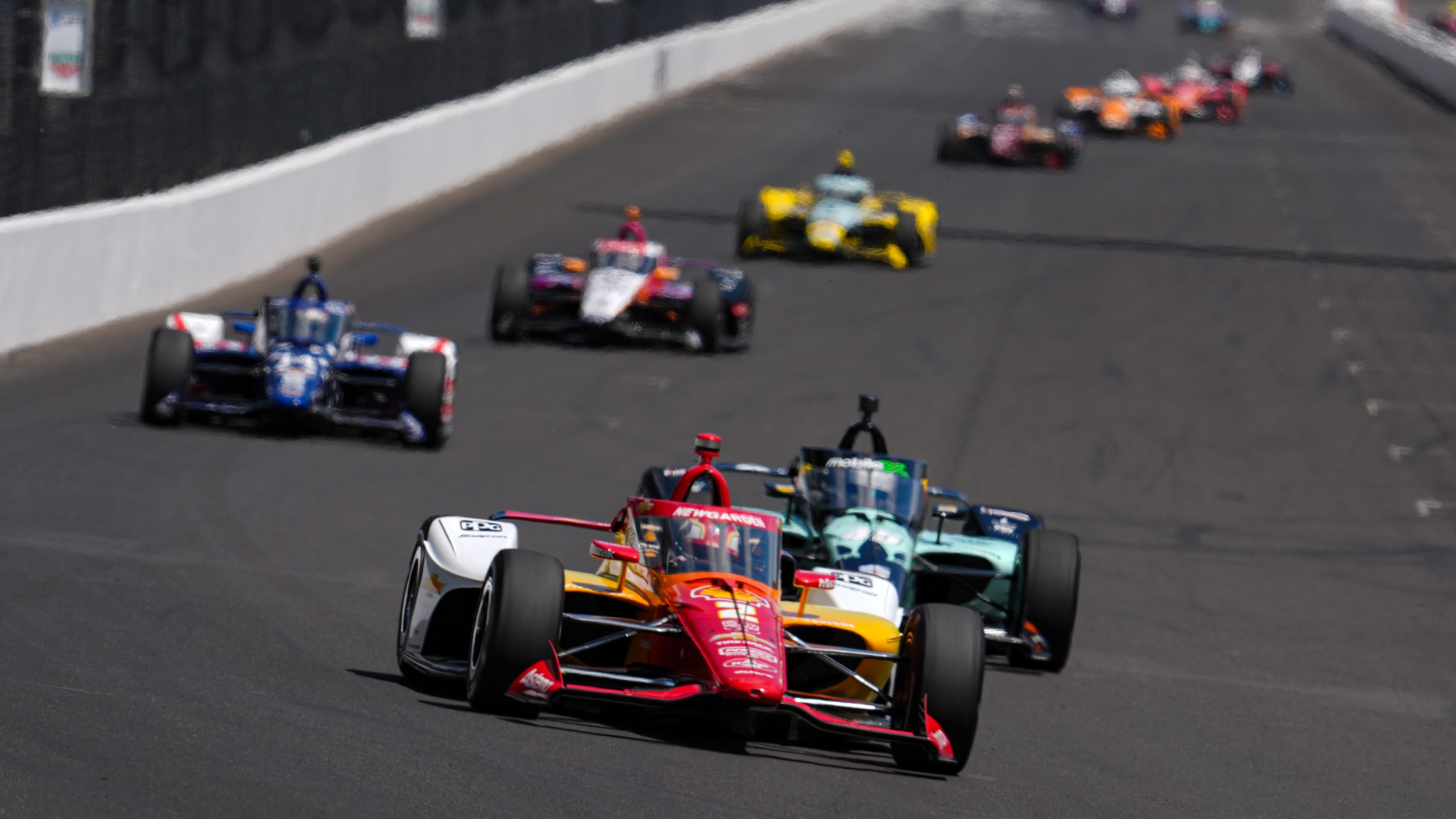 Paddock Buzz: Contenders Thrive in High-Stakes IMS Traffic Battle 1 josef newgarden fastest in final indy 500 practice takuma sato Paddock Buzz: Contenders Thrive in High-Stakes IMS Traffic Battle