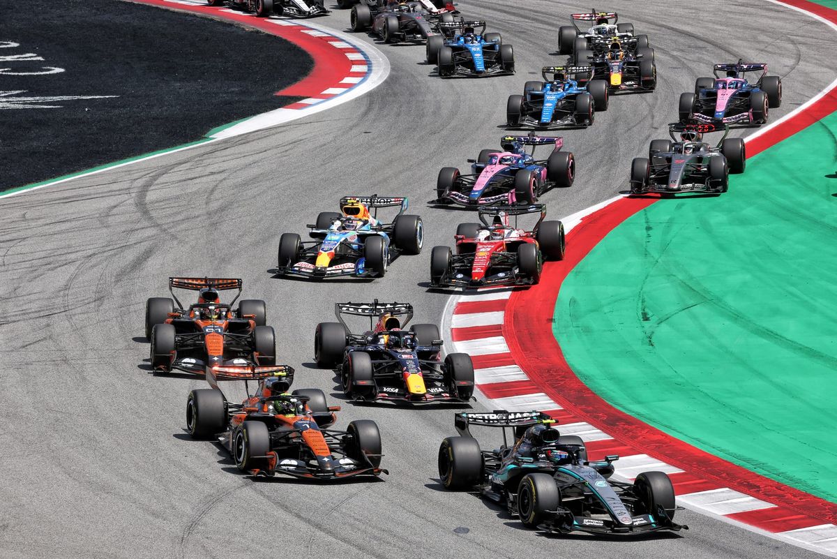 ADUO Engine Games Ruthlessly Expose Flaws in F1 Racing 2 F1 ADUO engine debate and performance disparity