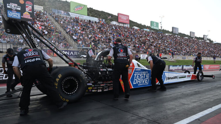Antron Brown Races into Final Round at NHRA Nationals 6 antron brown takes matco tools test drive dragster to second Antron Brown Races into Final Round at NHRA Nationals