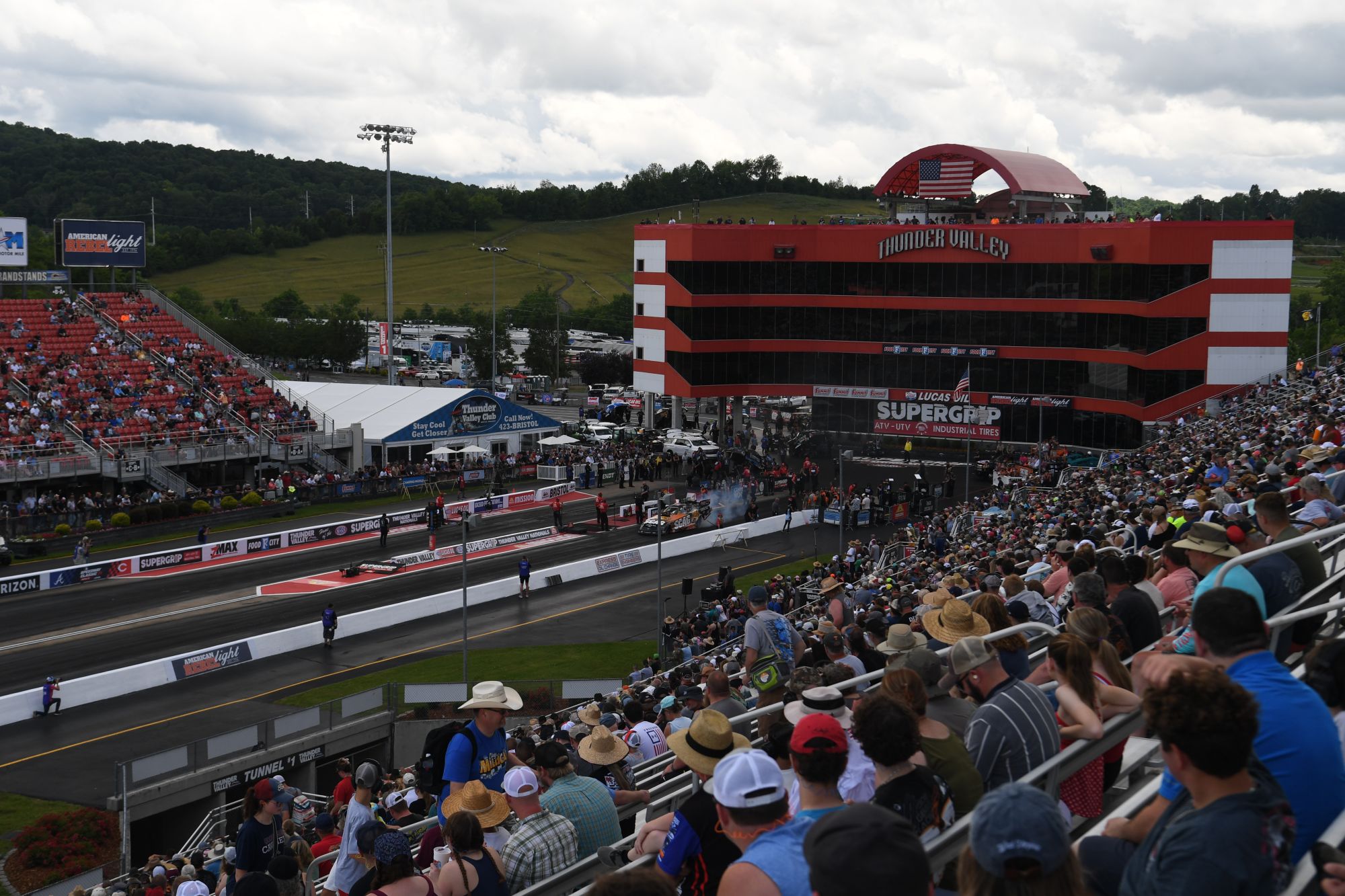 Jordan Vandergriff Seizes Big Chance at Super Grip NHRA Thunder Valley 3 Bristol Dragway under the lights during Friday qualifying