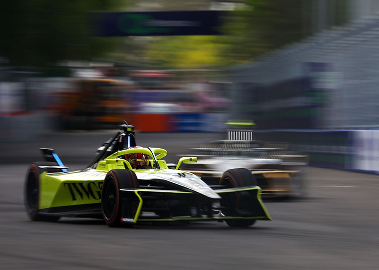 Jake Dennis Shocks with Sanya Formula E Pole, Ending Andretti’s Reign 2 Jake Dennis takes pole in Sanya E-Prix qualifying as Andretti locks out the front row