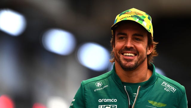 Fernando Alonso's Future Sparks Debate Amid Alpine Move Speculation 3 Alonso weighs his options as Aston Martin struggles for consistency in 2026