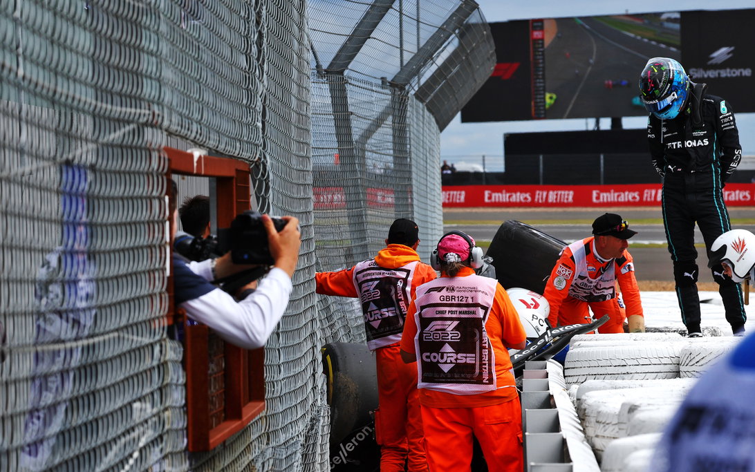 George Russell Shares Life-Threatening Choice After Shocking F1 Crash 2 George Russell reacts after the opening-lap crash at the 2022 British Grand Prix