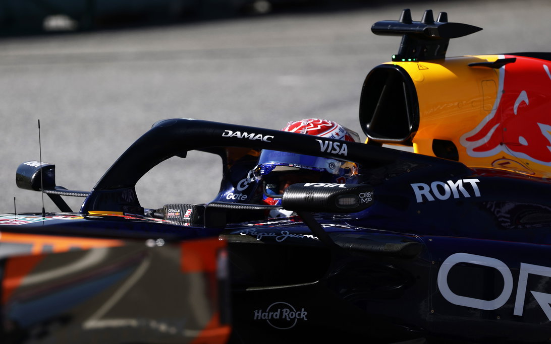 Max Verstappen Issues Worrying Barcelona GP Forecast 2 Max Verstappen assesses tyre performance during a hot Barcelona weekend