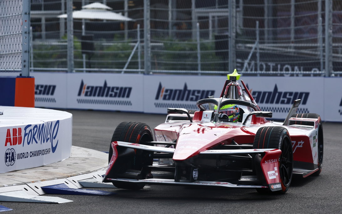 Oliver Rowland Fully Accepts Blame After Shocking Formula E Crash 2 Oliver Rowland during the Sanya E-Prix