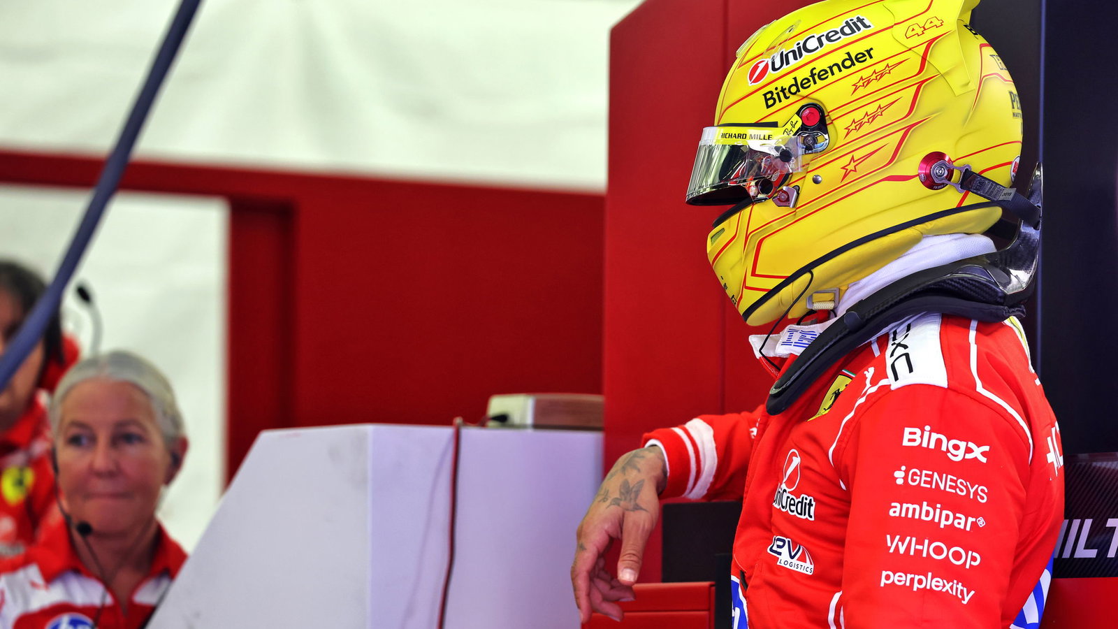 Smedley Reveals Exclusive Insights on Hamilton’s Role at Ferrari 3 Lewis Hamilton and Ferrari strategy discussions during the 2026 season