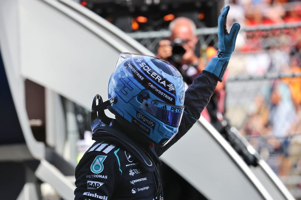 Russell Clinches Barcelona F1 Pole Despite Hamilton’s Late Surge 2 George Russell secures Barcelona F1 pole ahead of Lewis Hamilton during qualifying