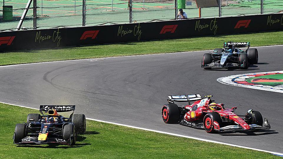 Lewis Hamilton blasts 'ridiculous' racing issue: 'No accountability here' 3 Lewis Hamilton at a Grand Prix weekend