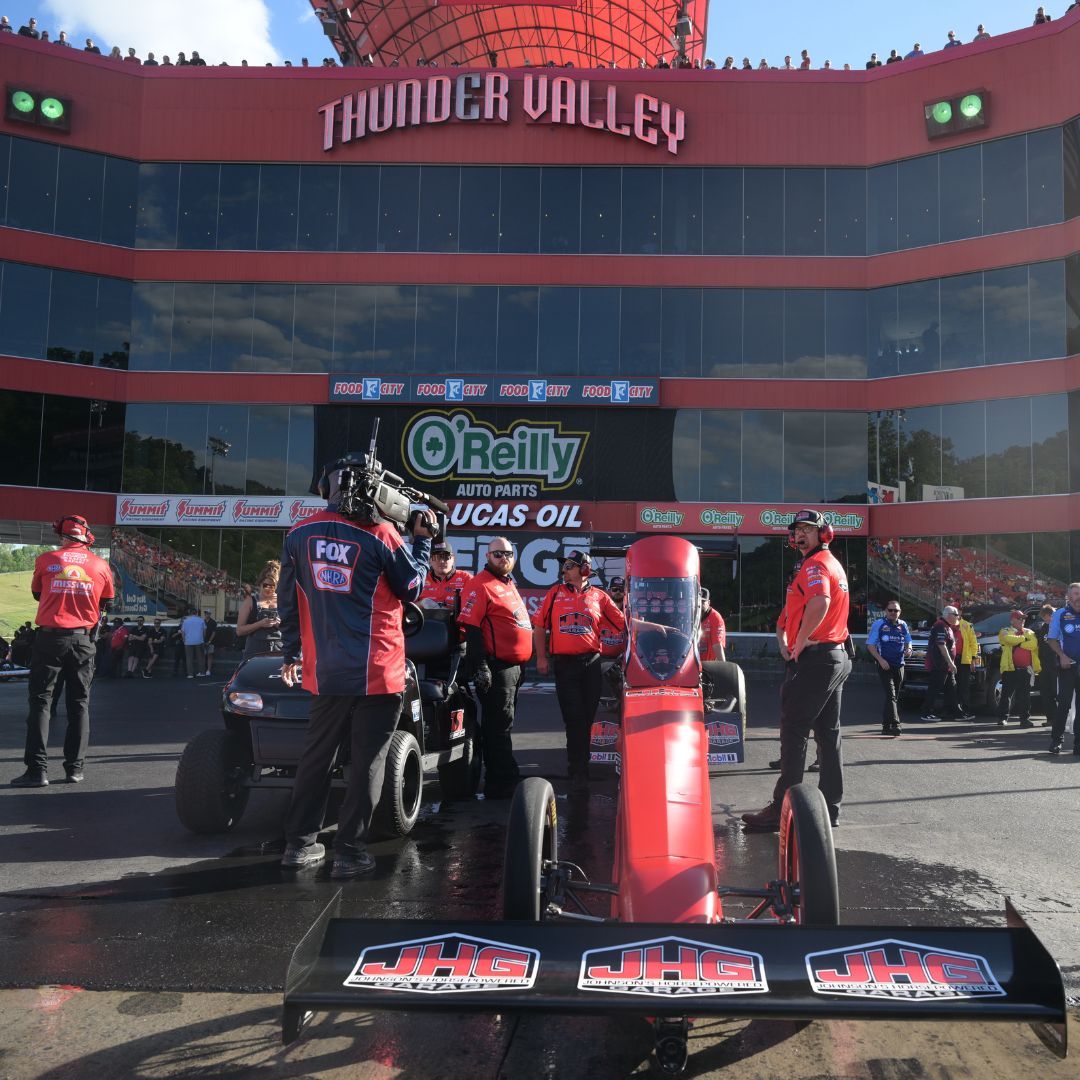 NHRA Kicks Off Sunday Eliminations Early at Super Grip Thunder Valley Nationals 2 Sunday eliminations start time moved up to 10 a.m. at Bristol Dragway