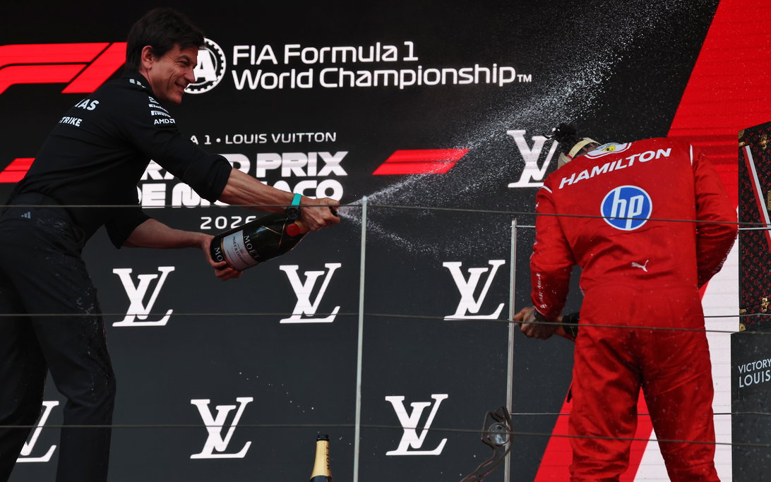 Wolff Warns: If Hamilton Smells Blood, He Strikes Hard 2 Toto Wolff highlights Lewis Hamilton’s title threat after the Barcelona Grand Prix