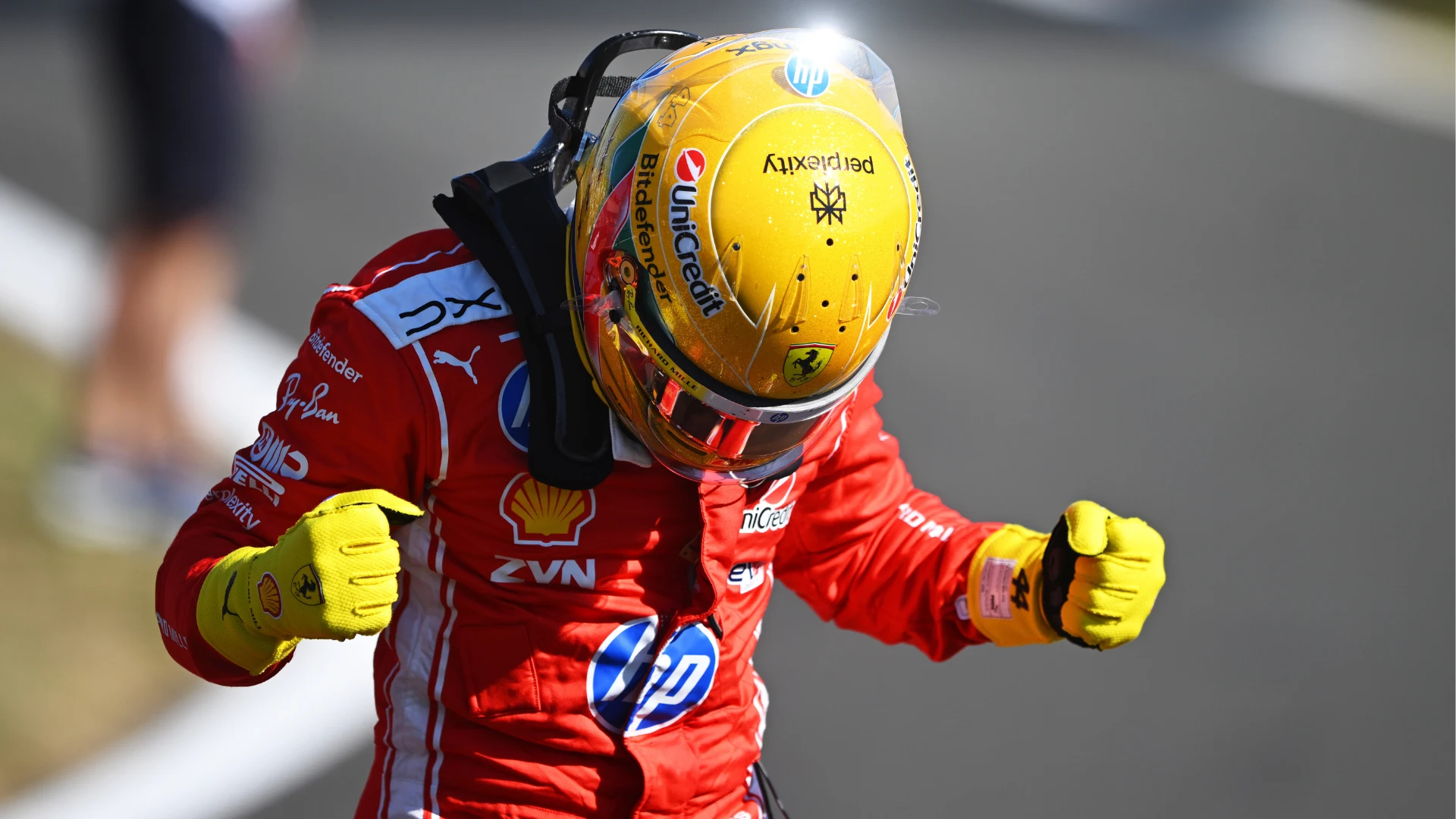 Antonelli Triumphs Over Hamilton in Thrilling Silverstone Sprint 3 Sprint action at the 2026 British Grand Prix in Silverstone