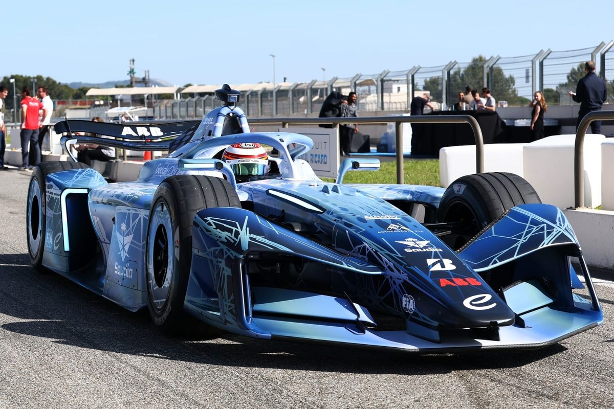Formula E’s Bold Goodwood Mission to Break F1 Record 2 Dan Ticktum drives the Formula E Gen4 car at the Goodwood Festival of Speed hillclimb