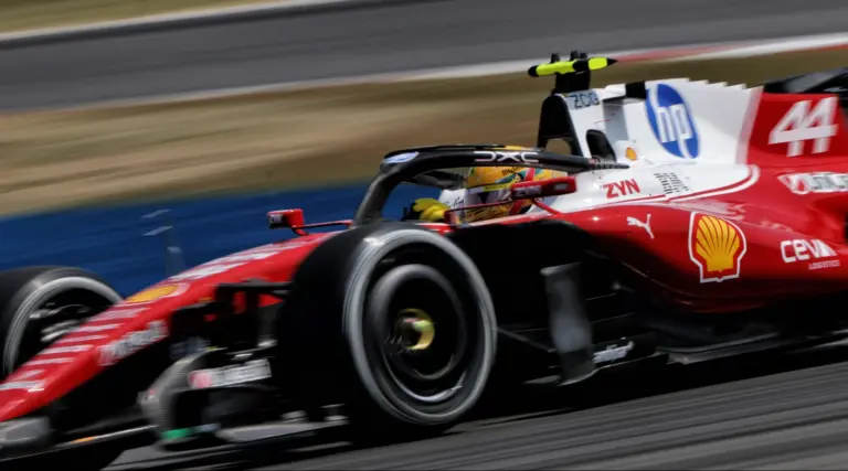 Lewis Hamilton Dominates with Thrilling Silverstone Sprint Pole 5 lewis hamilton stuns silverstone with last gap f1 sprint pole Lewis Hamilton Dominates with Thrilling Silverstone Sprint Pole