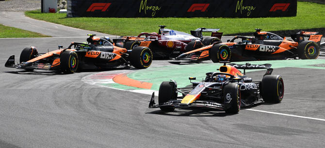 Red Bull Breaks F1 Record with Max Verstappen’s Unstoppable Dominance 2 Max Verstappen leads decisively for Red Bull at the Hungarian Grand Prix