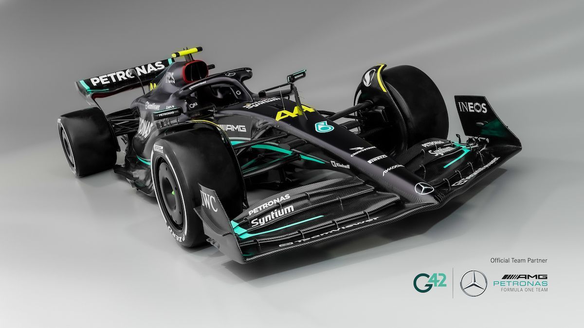 Lewis Hamilton Breaks Through to Ignite Historic Mercedes F1 Partnership 3 Mercedes-AMG Petronas F1 Team branding in the garage