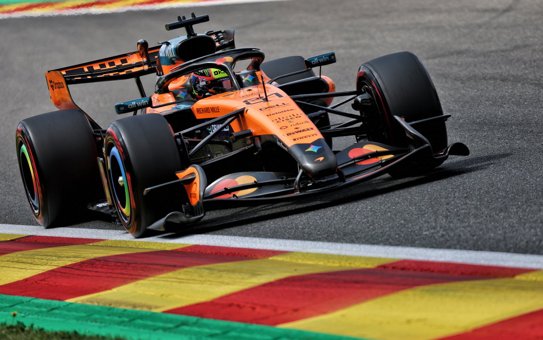 Oscar Piastri Raises Alarm with Red Flag in Belgian GP Qualifying 2 Oscar Piastri triggers Q3 red flag at Spa after running wide