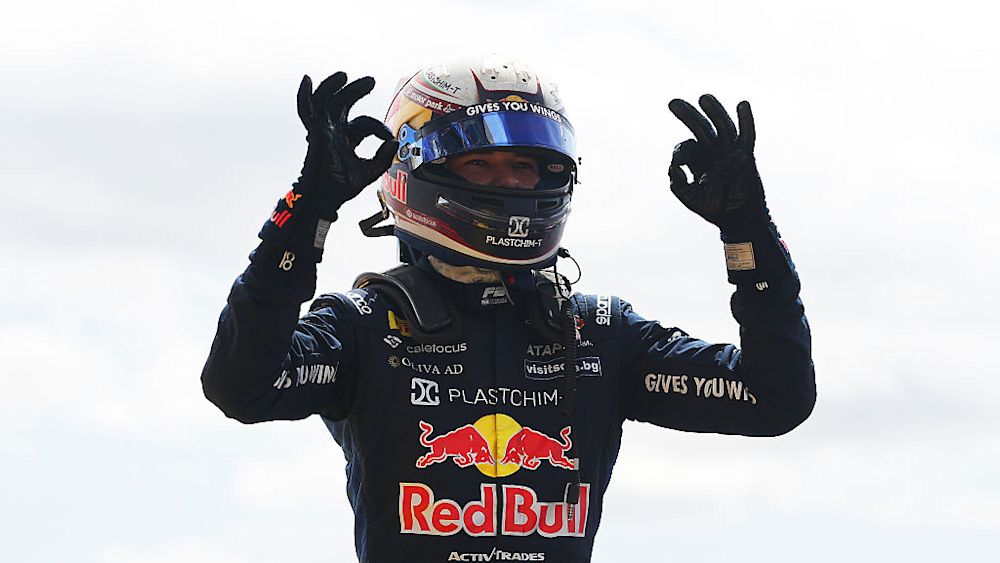 Tsolov’s Stunning Final Lap Overpass Secures F2 Sprint Race Victory 2 Nikola Tsolov passes Gabriele Minì on the last lap to win Silverstone F2 Sprint Race