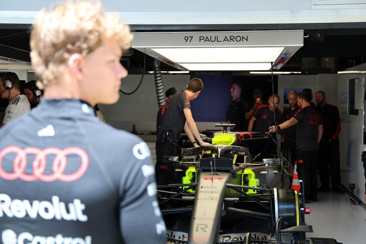 Meet the F1 Rookie Dominating Tests with 10,000km Experience 2 Paul Aron conducting FP1 outings across multiple teams and power units in 2026