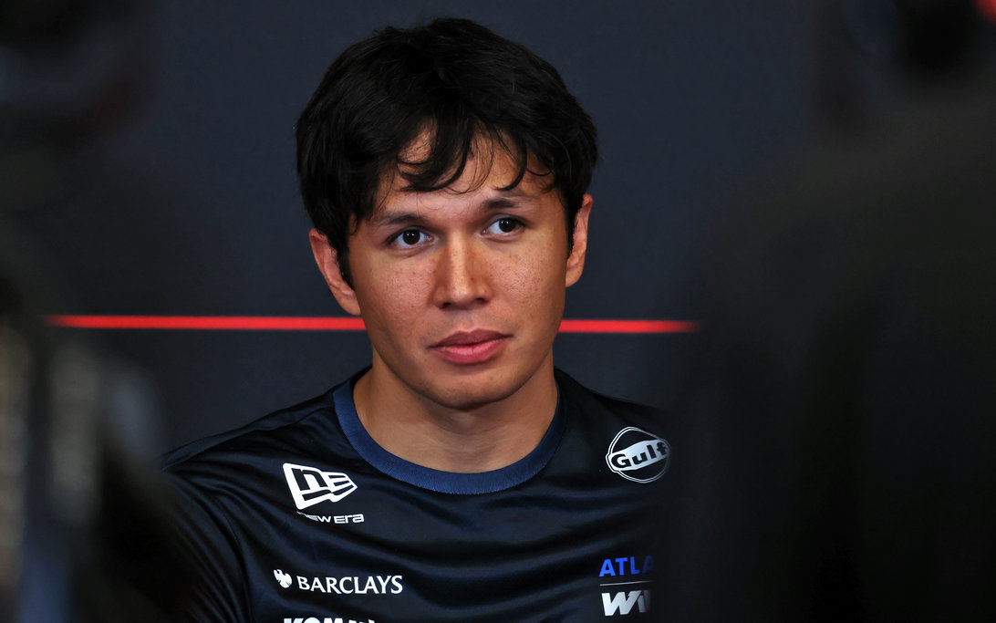 Alex Albon Reveals Why He Stayed at Williams After a Tough Year 3 Alex Albon reflects on Williams' direction after 2026 setbacks