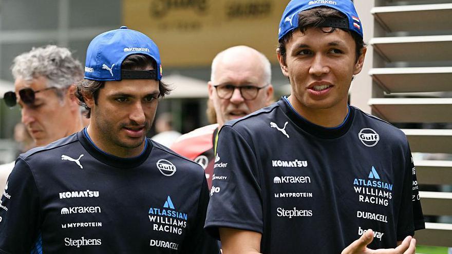 Alex Albon Reveals Key Williams Contract Difference to Carlos Sainz 3 Carlos Sainz and Alex Albon provide benchmarks for Williams' progress