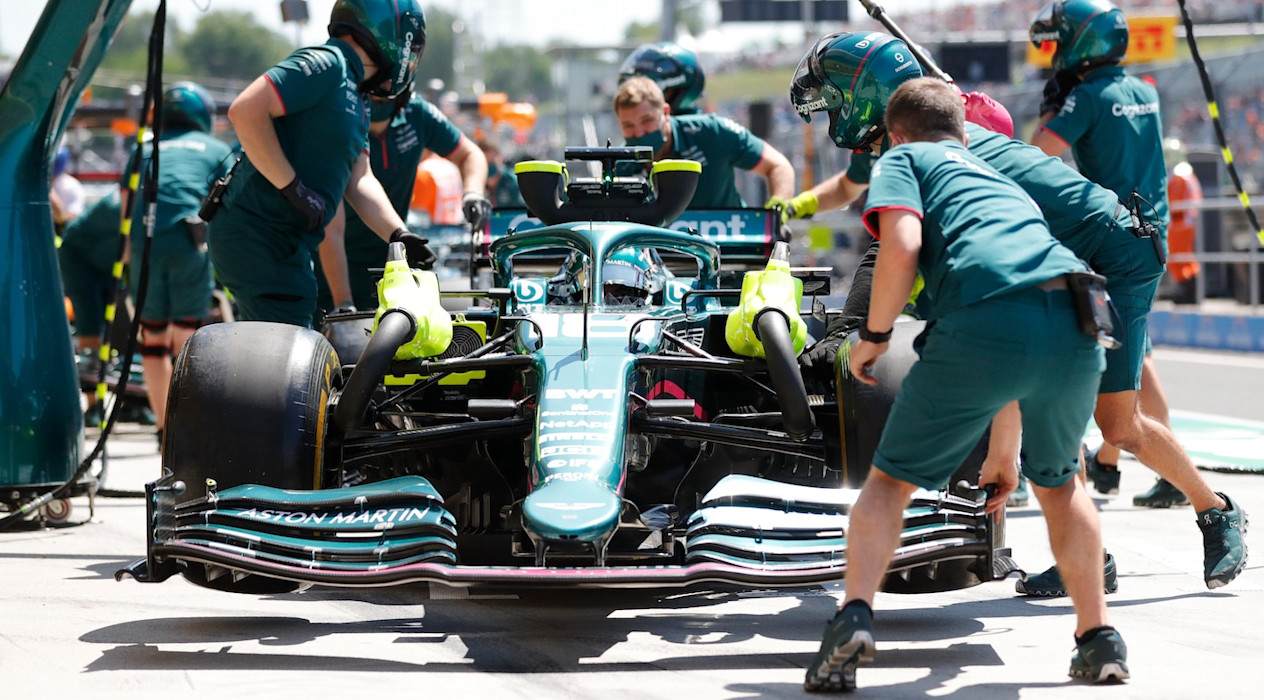 F1 Shutdown Explained: Why It Happens and How It Works 2 Aston Martin F1 factory during summer shutdown