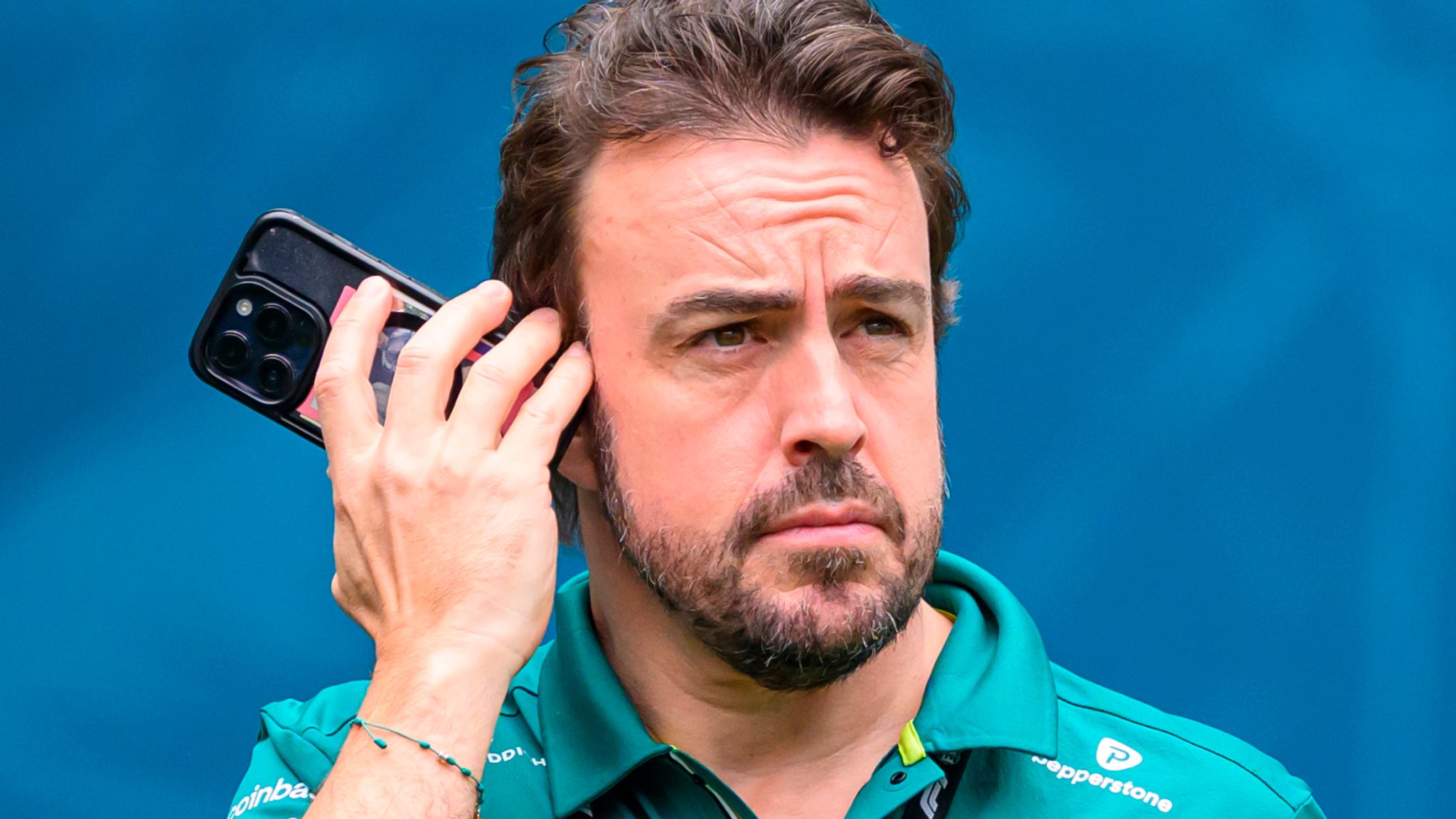 Aston Martin Honors Fernando Alonso’s Patience Ahead of Big Decision 2 Fernando Alonso considers his F1 future with Aston Martin