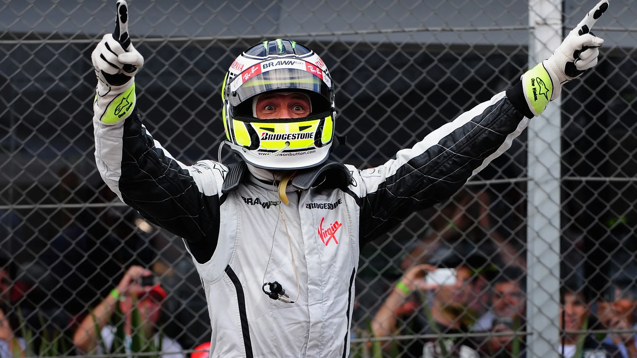 F1 Teams Clash Over Jenson Button Signing Sparks Contract Battle 3 Jenson Button in Formula 1 action