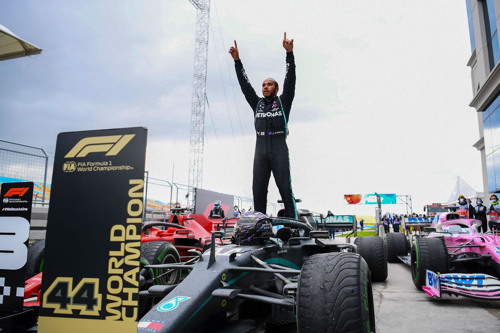 Lewis Hamilton Gains Huge Support to Conquer Title Challenge and Make F1 History 2 Lewis Hamilton during Formula 1 action