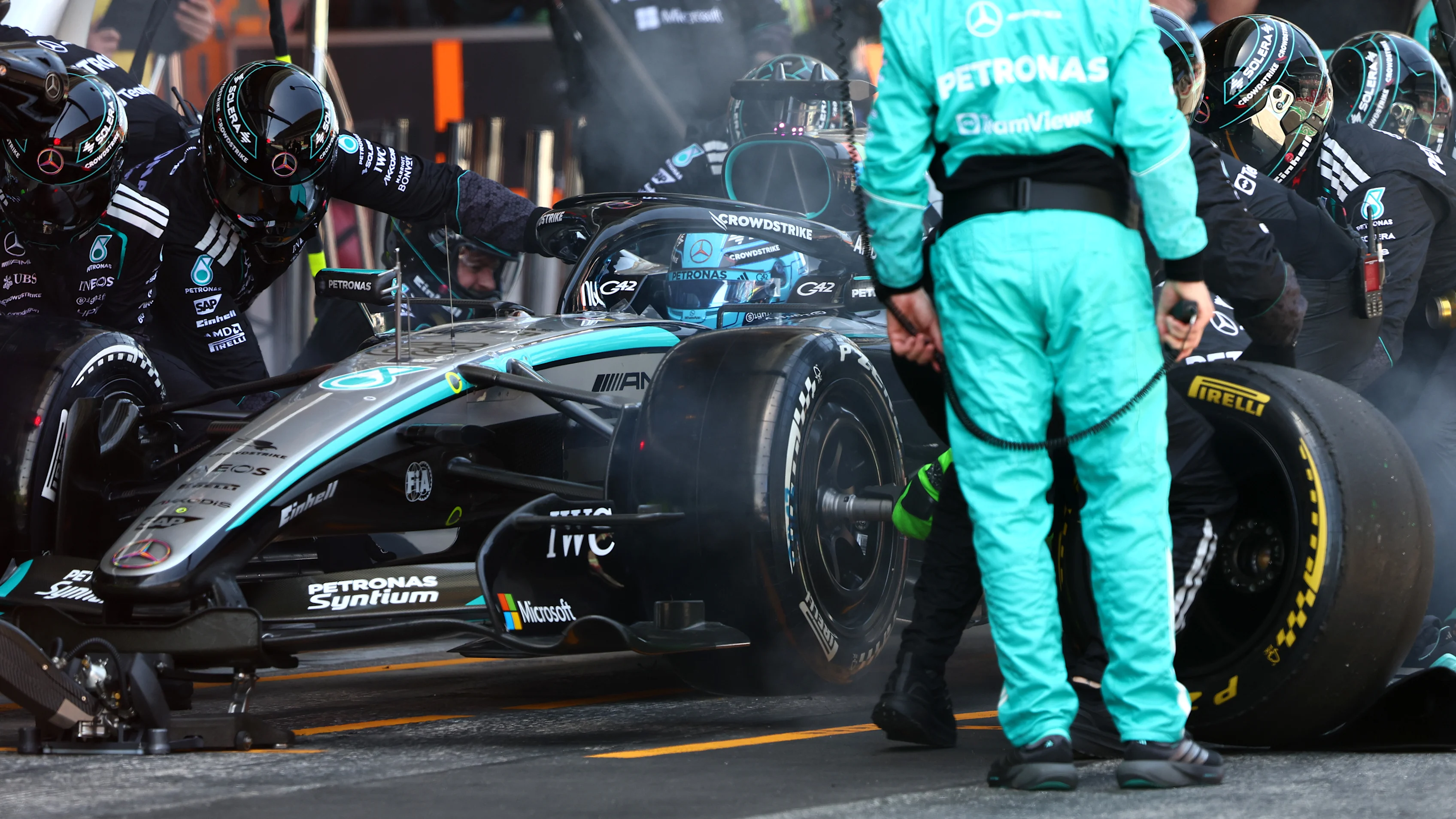 Toto Wolff Reveals Bold Mercedes F1 Upgrade Plan Amid Rising Pressure 3 George Russell's Mercedes during a challenging late-race stint