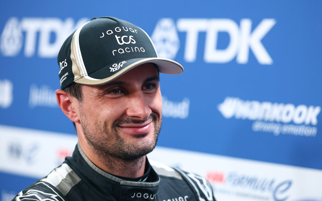 Mitch Evans Gears Up for Crucial Formula E Title Clash: ‘It Means Everything’ 2 Mitch Evans prepares for a Formula E title showdown at the London ExCeL Centre