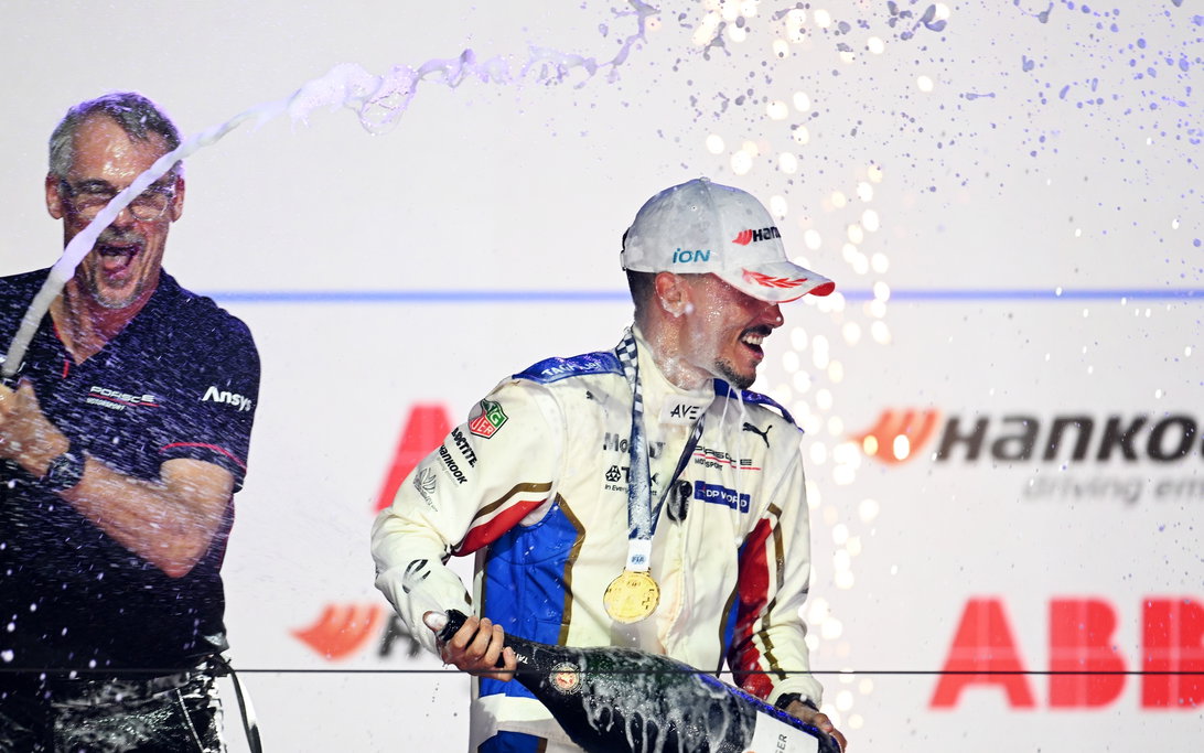 Pascal Wehrlein Stands Firm on Porsche Team Orders Ahead of Title Clash 2 Pascal Wehrlein and Porsche execute strategy during Formula E qualifying in London