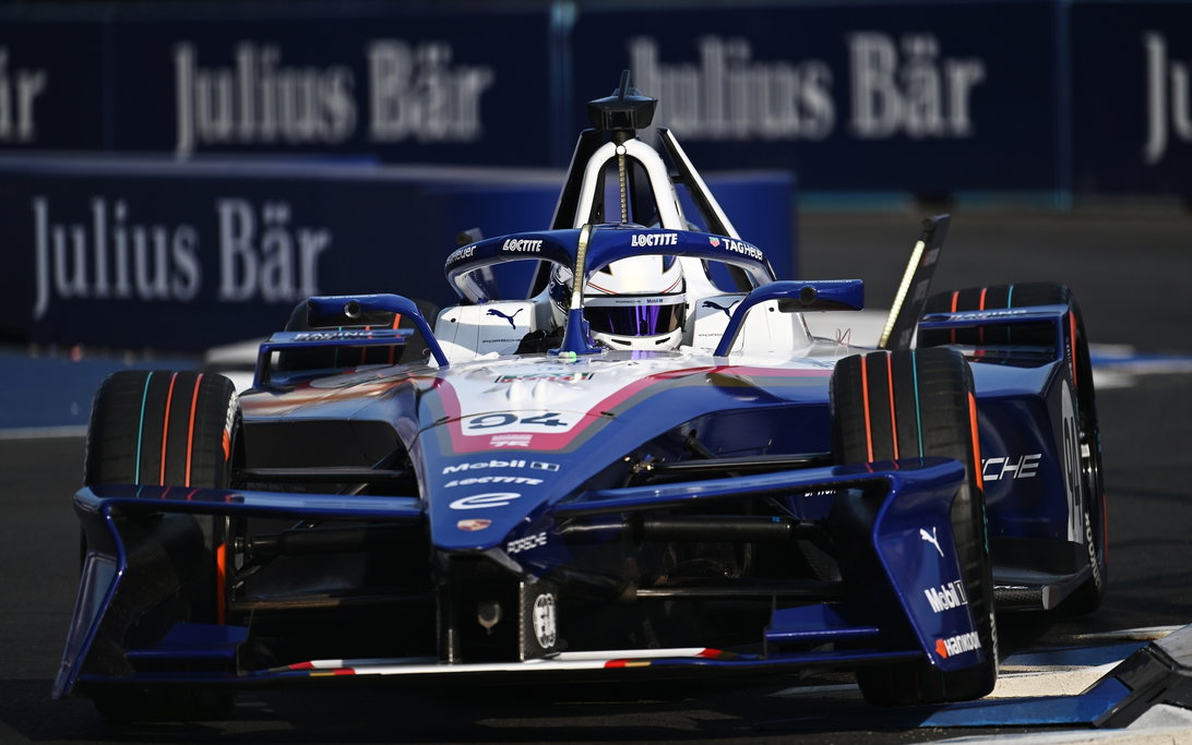Pascal Wehrlein Takes Formula E Lead as Mitch Evans Faces Setback 2 Pascal Wehrlein wins in London to take the Formula E points lead