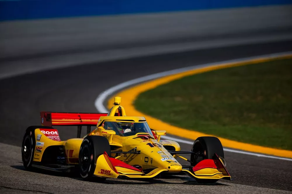Scott McLaughlin and Alex Palou Claim Milwaukee IndyCar Poles 2 Scott McLaughlin and Alex Palou headline Milwaukee Mile qualifying with P1 runs